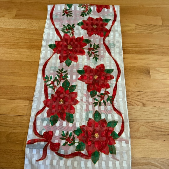 Christmas Poinsettia Scarf Rectangular Made in Korea 57.5"L X 13"W - Picture 12 of 15